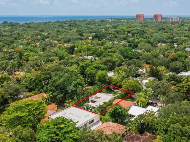 3-bedroom home for sale in Miami - 4155 Pamona Ave - MondialRealty