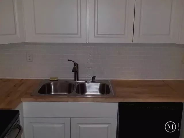 3-bedroom home for rent in Hollywood - 1111 N 25TH Avenue - MondialRealty