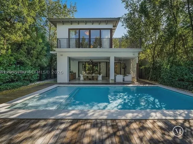 4-bedroom home for sale in Miami -  - MondialRealty