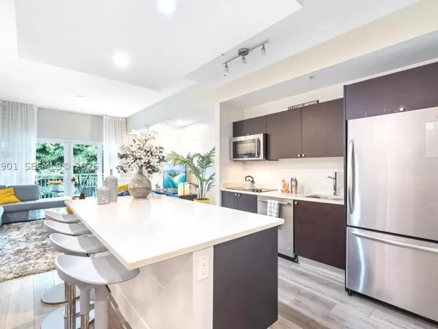 3-bedroom home for rent in Doral - 5300 NW 87th Ave 612 - MondialRealty