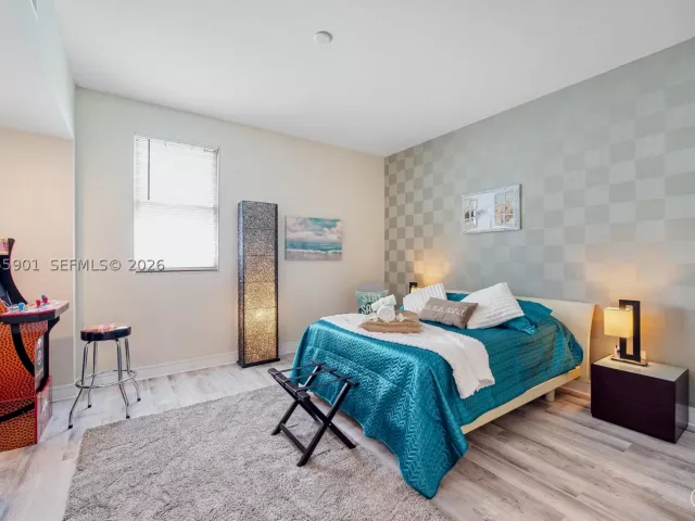3-bedroom home for rent in Doral - 5300 NW 87th Ave 612 - MondialRealty