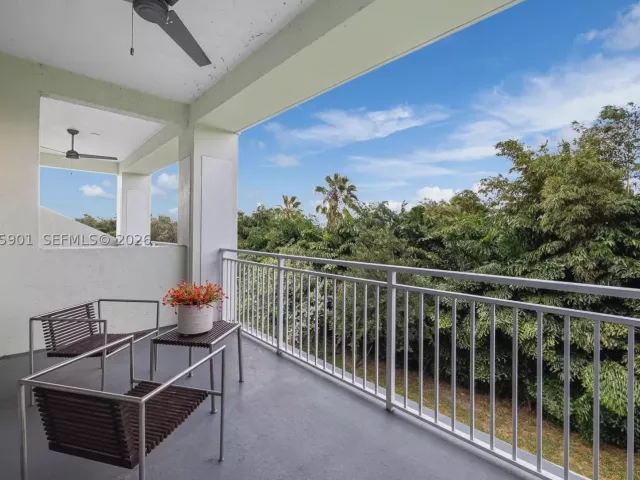 3-bedroom home for rent in Doral - 5300 NW 87th Ave 612 - MondialRealty