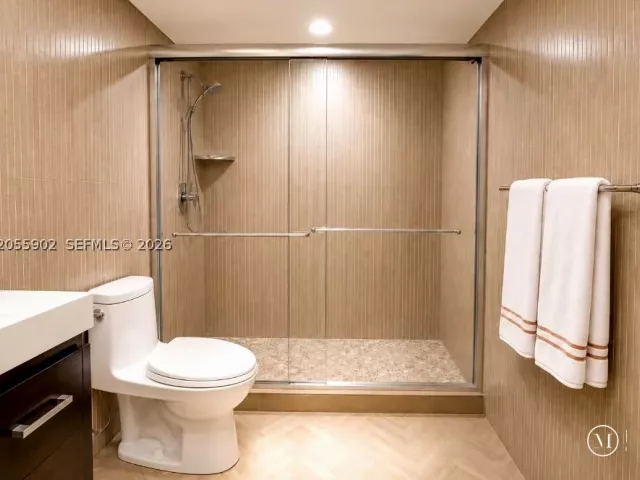 2-bedroom condo for rent in Hallandale Beach - 2030 S Ocean Dr 506 - MondialRealty