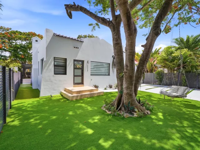 5-bedroom home for sale in Miami - 2239 SW 10TH Street - MondialRealty