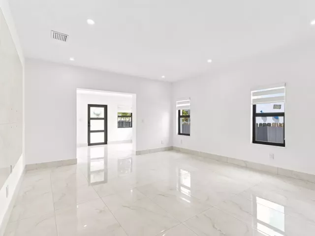 5-bedroom home for sale in Miami - 2239 SW 10TH Street - MondialRealty