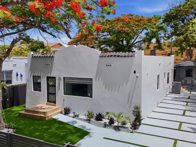 5-bedroom home for sale in Miami - 2239 SW 10TH Street - MondialRealty