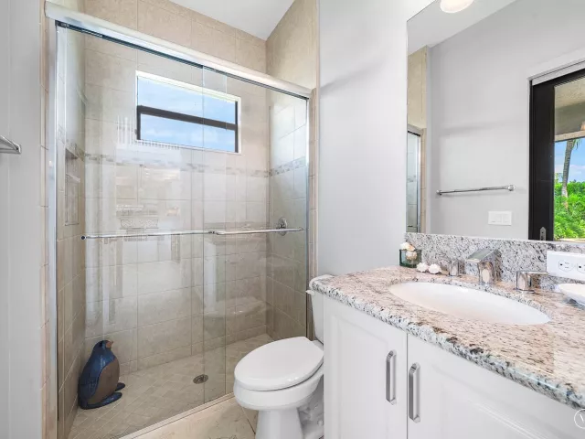 5-bedroom home for sale in Delray Beach - 16884 Strasbourg Lane - MondialRealty