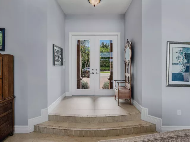 5-bedroom home for sale in Delray Beach - 16884 Strasbourg Lane - MondialRealty