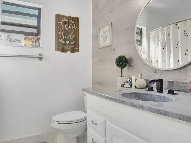 3-bedroom home for sale in Boca Raton - 20936 Concord Green Drive E - MondialRealty