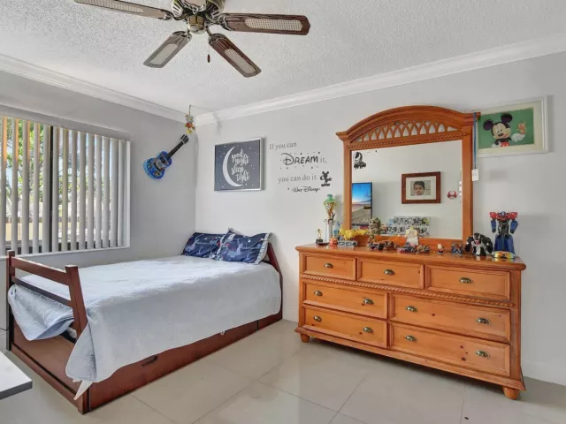 3-bedroom home for sale in Boca Raton - 20936 Concord Green Drive E - MondialRealty