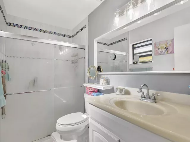 3-bedroom home for sale in Boca Raton - 20936 Concord Green Drive E - MondialRealty