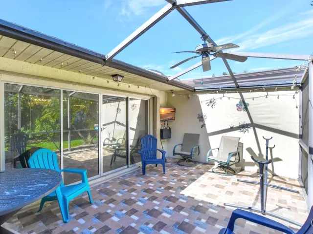 3-bedroom home for sale in Boca Raton - 20936 Concord Green Drive E - MondialRealty