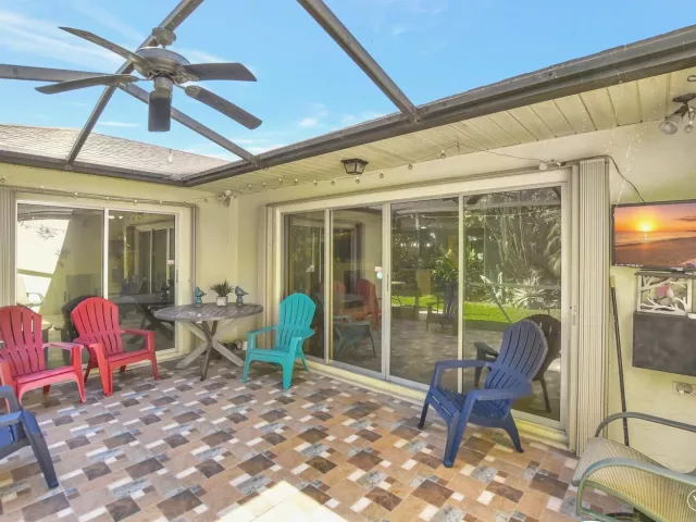 3-bedroom home for sale in Boca Raton - 20936 Concord Green Drive E - MondialRealty