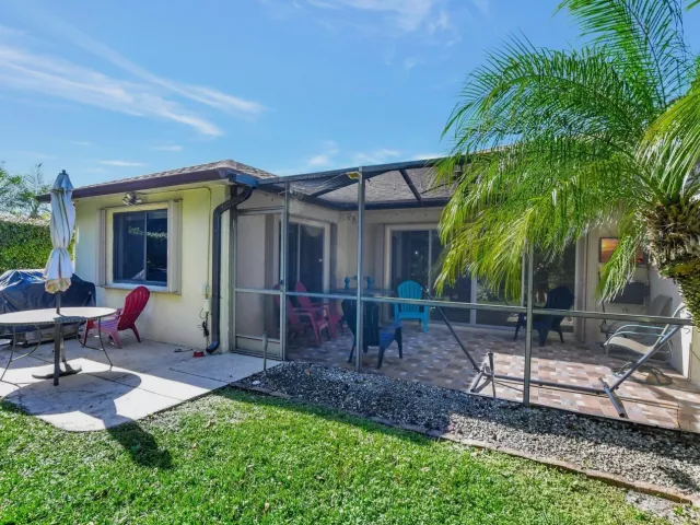 3-bedroom home for sale in Boca Raton - 20936 Concord Green Drive E - MondialRealty