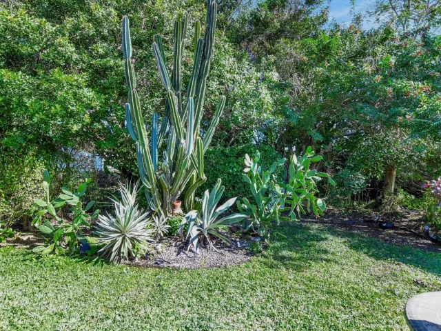 3-bedroom home for sale in Boca Raton - 20936 Concord Green Drive E - MondialRealty