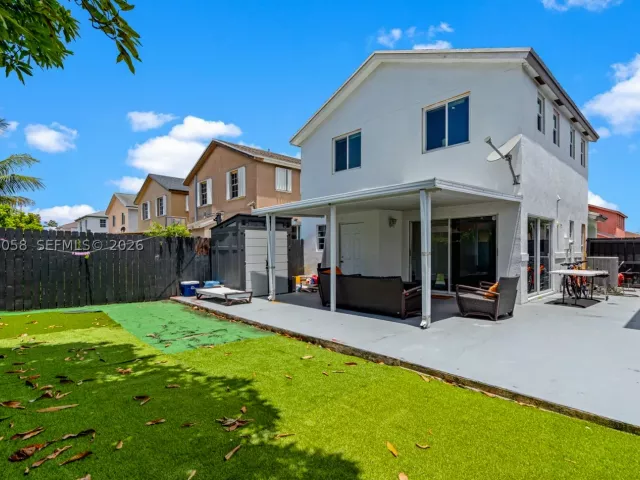 4-bedroom home for rent in Miami - 13990 SW 160th Ter - MondialRealty