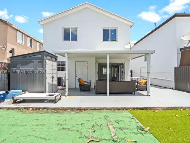 4-bedroom home for rent in Miami - 13990 SW 160th Ter - MondialRealty
