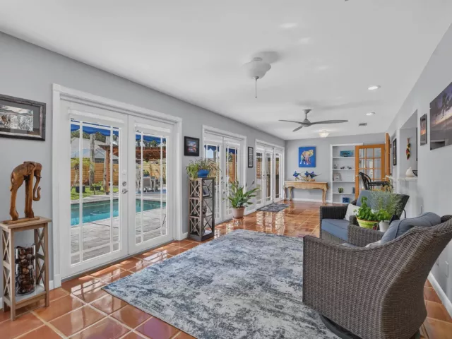 4-bedroom home for sale in Boca Raton - 32 SW 14TH Avenue - MondialRealty
