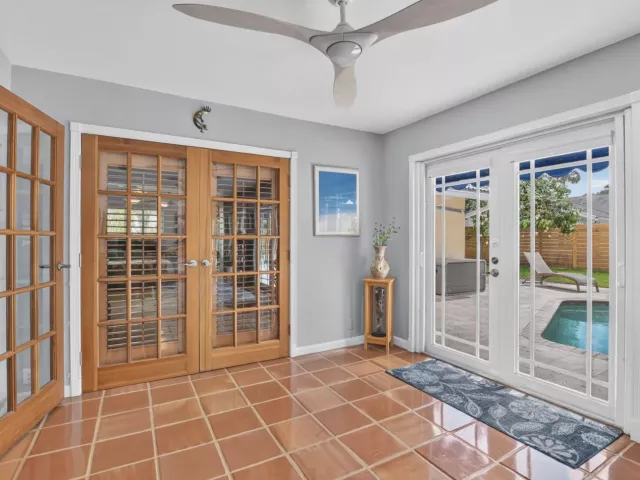 4-bedroom home for sale in Boca Raton - 32 SW 14TH Avenue - MondialRealty
