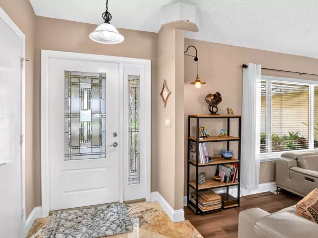 4-bedroom home for sale in Boca Raton - 32 SW 14TH Avenue - MondialRealty