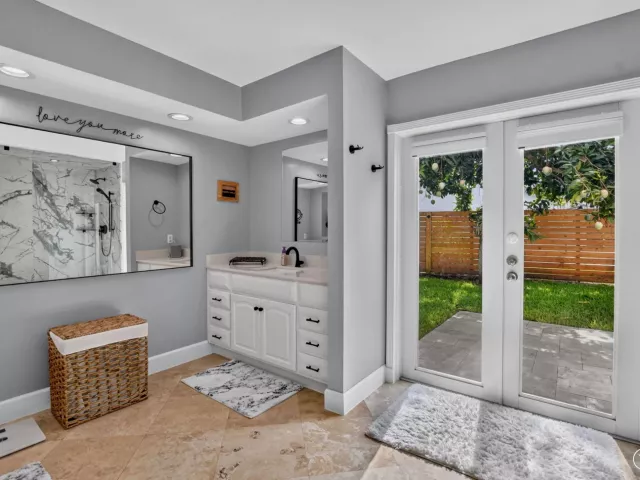 4-bedroom home for sale in Boca Raton - 32 SW 14TH Avenue - MondialRealty