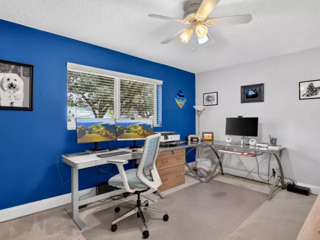 4-bedroom home for sale in Boca Raton - 32 SW 14TH Avenue - MondialRealty