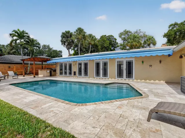 4-bedroom home for sale in Boca Raton - 32 SW 14TH Avenue - MondialRealty