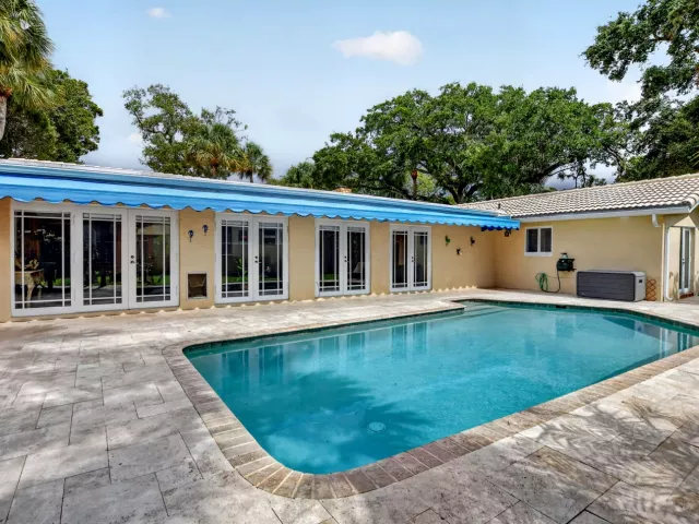 4-bedroom home for sale in Boca Raton - 32 SW 14TH Avenue - MondialRealty