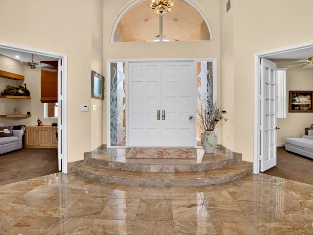 4-bedroom home for sale in Boca Raton - 10192 Shireoaks Lane - MondialRealty