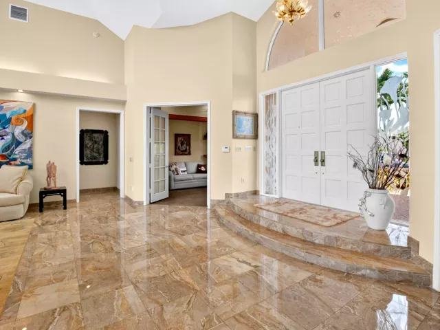 4-bedroom home for sale in Boca Raton - 10192 Shireoaks Lane - MondialRealty