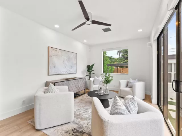 4-bedroom home for sale in West Palm Beach - 509 38th Street - MondialRealty