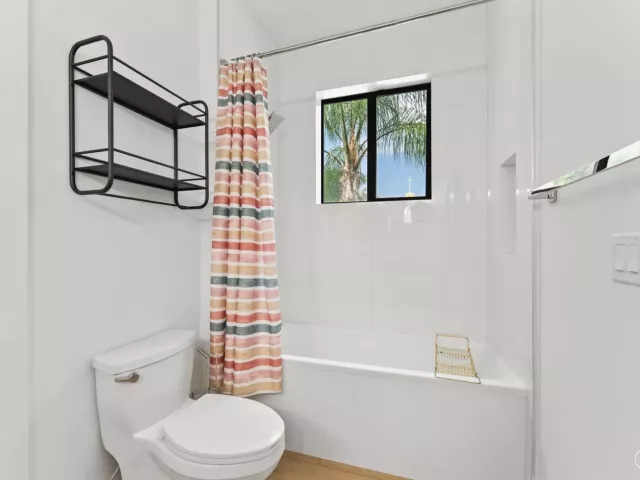4-bedroom home for sale in West Palm Beach - 509 38th Street - MondialRealty