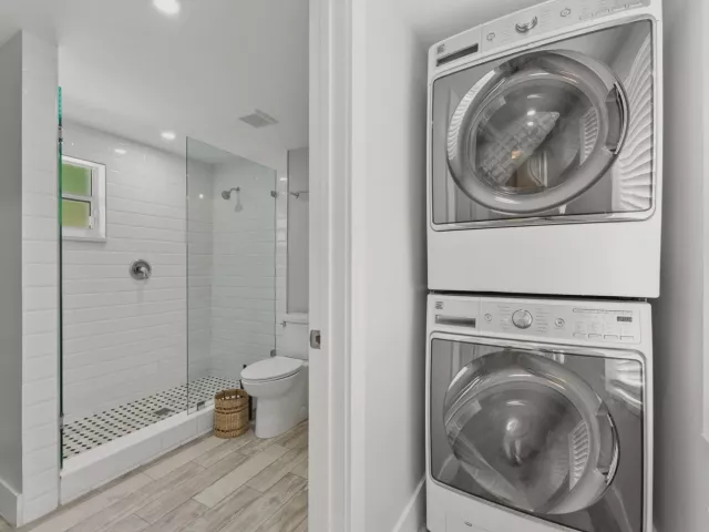 4-bedroom home for sale in West Palm Beach - 509 38th Street - MondialRealty