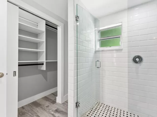 4-bedroom home for sale in West Palm Beach - 509 38th Street - MondialRealty