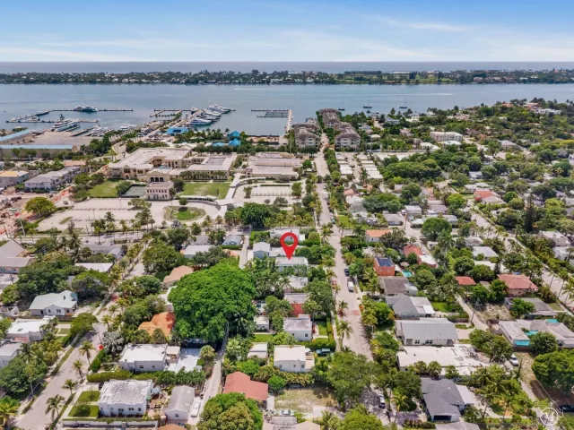 4-bedroom home for sale in West Palm Beach - 509 38th Street - MondialRealty