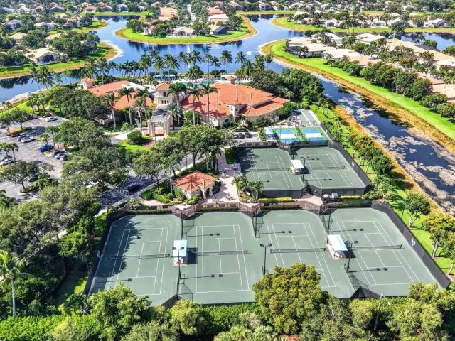 3-bedroom home for sale in Delray Beach - 6815 Imperial Beach Circle - MondialRealty