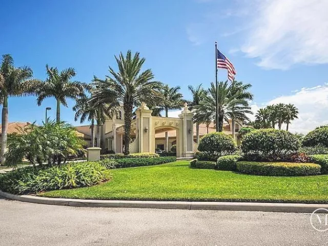 3-bedroom home for sale in Delray Beach - 6815 Imperial Beach Circle - MondialRealty