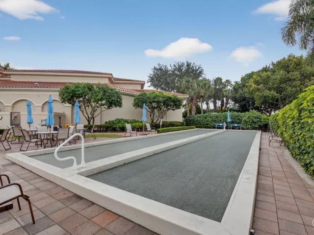 3-bedroom home for sale in Delray Beach - 6815 Imperial Beach Circle - MondialRealty
