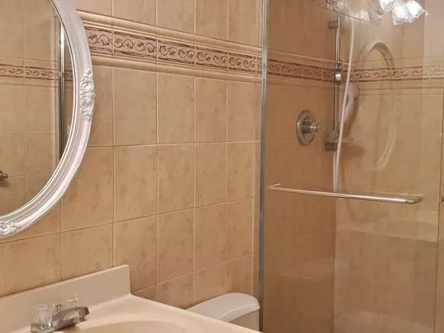 2-bedroom condo for sale in Hollywood - 3725 S Ocean Drive 727 - MondialRealty