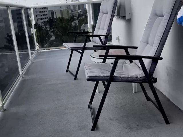 2-bedroom condo for sale in Hollywood - 3725 S Ocean Drive 727 - MondialRealty
