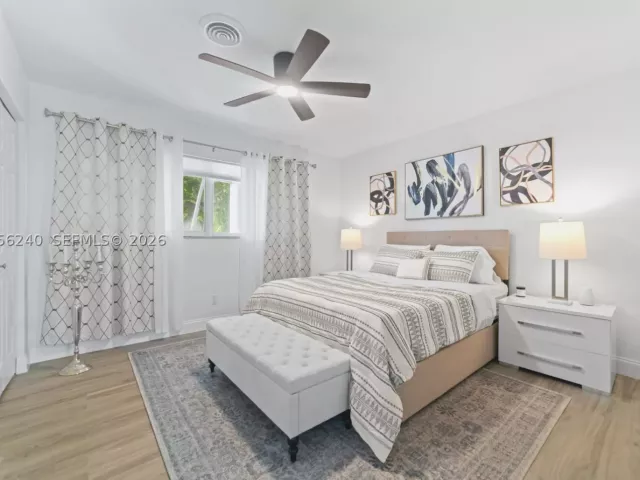3-bedroom home for rent in North Miami Beach - 930 NE 182nd Ter - MondialRealty