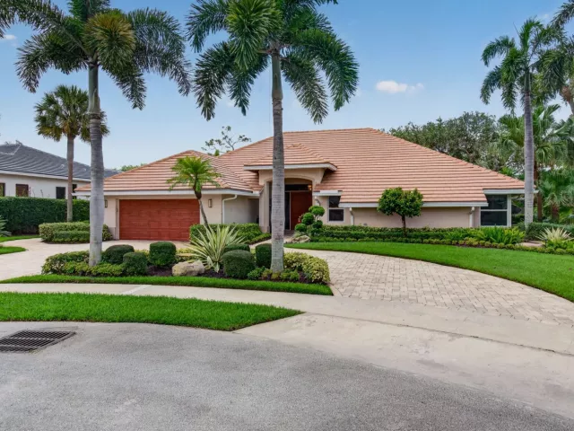 3-bedroom home for sale in Delray Beach - 4960 Cherry Laurel Lane - MondialRealty