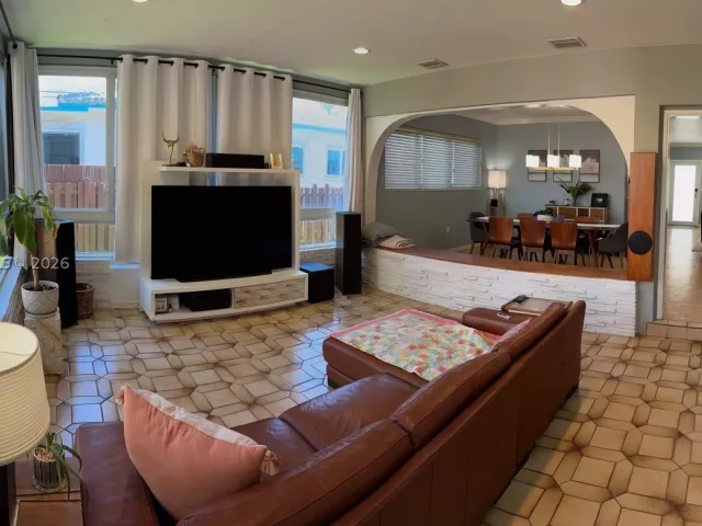 3-bedroom home for rent in Surfside - 409 91st St - MondialRealty