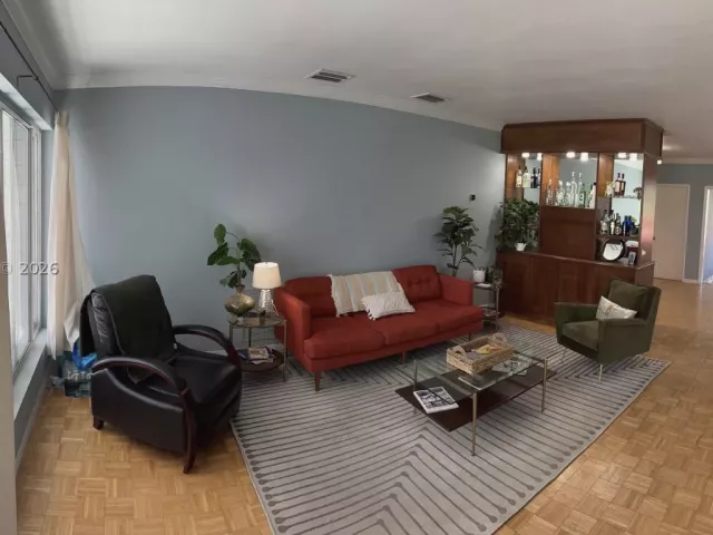 3-bedroom home for rent in Surfside - 409 91st St - MondialRealty
