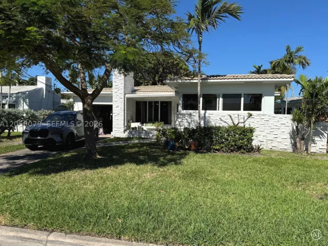3-bedroom home for rent in Surfside - 409 91st St - MondialRealty