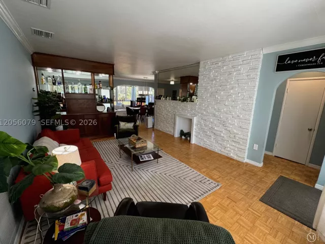 3-bedroom home for rent in Surfside - 409 91st St - MondialRealty