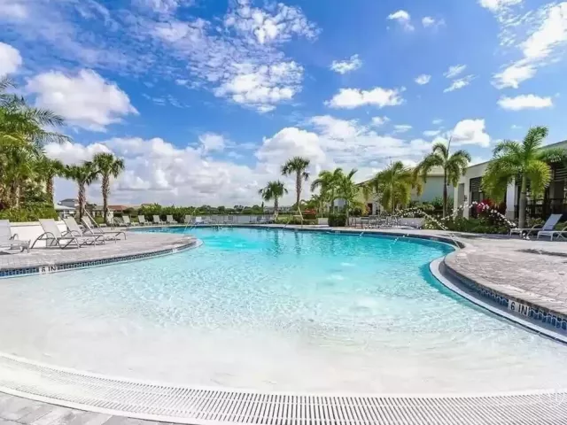 4-bedroom home for sale in Deerfield Beach - 4329 Marina Way - MondialRealty