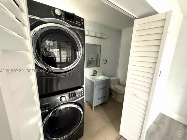 4-bedroom home for rent in Miami - 9352 SW 155th Ave - MondialRealty