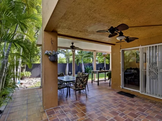 3-bedroom home for sale in Miami - 14640 SW 176th Ter - MondialRealty