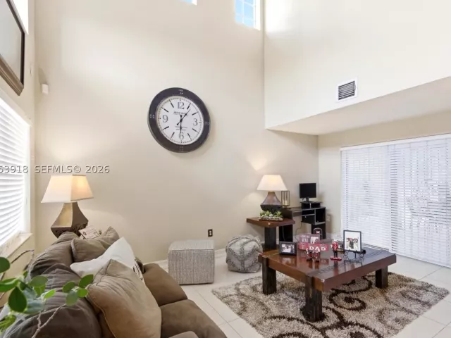 3-bedroom home for sale in Miami - 14640 SW 176th Ter - MondialRealty